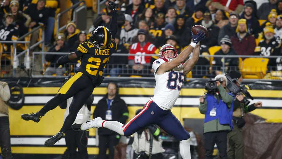 Review – Week 14 vs Patriots 1 henry 6572a4c0451f9